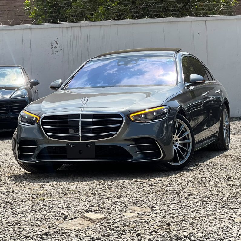 
								Mercedes Benz S500 full									