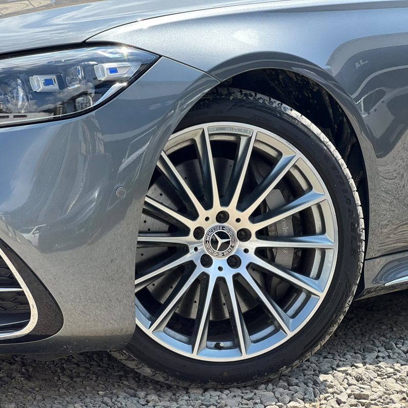 
								Mercedes Benz S500 full									