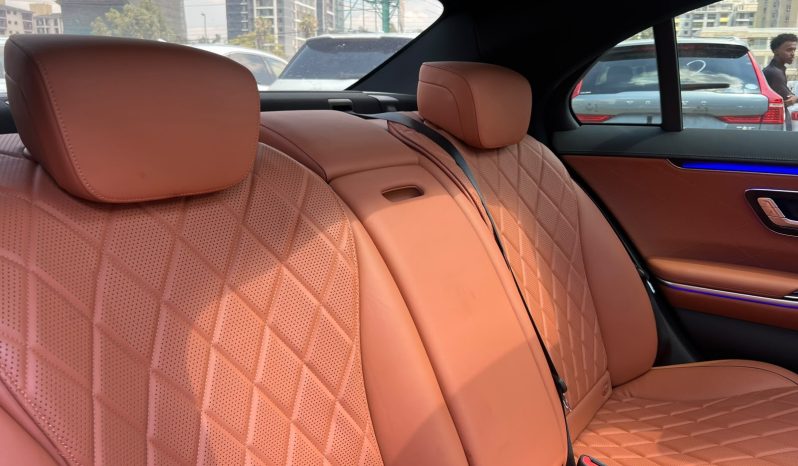 
								Mercedes Benz S500 full									