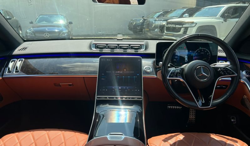 
								Mercedes Benz S500 full									