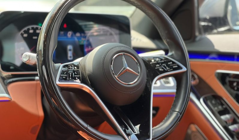 
								Mercedes Benz S500 full									