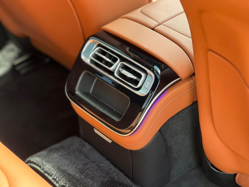 
								Mercedes Benz S500 full									