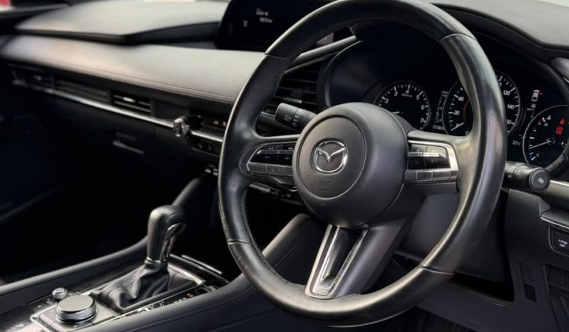 
								Mazda 3 full									