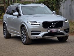 Volvo XC90 T5