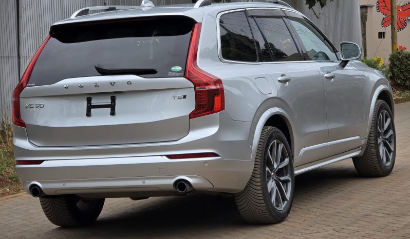 
								Volvo XC90 T5 full									