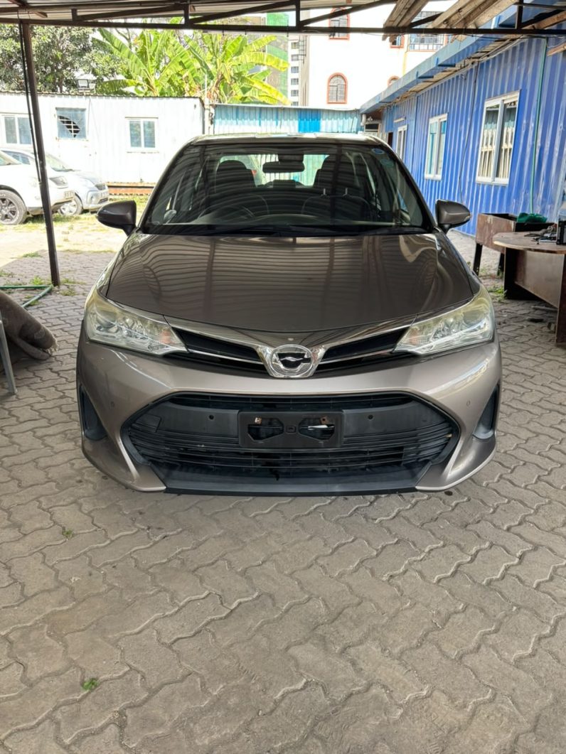
								Toyota Axio full									