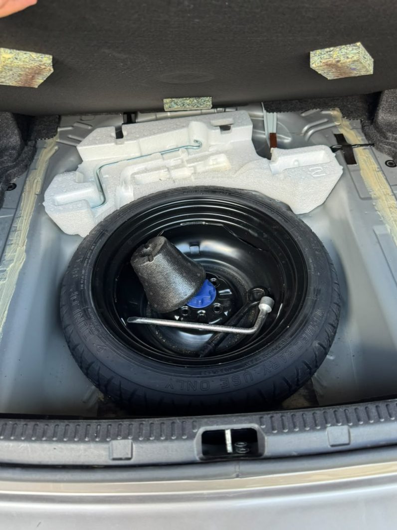 
								Toyota Axio full									