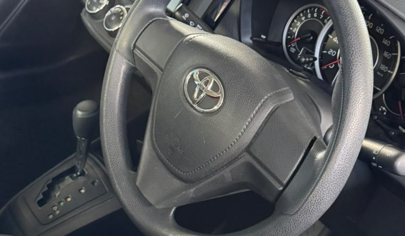 
								Toyota Axio full									