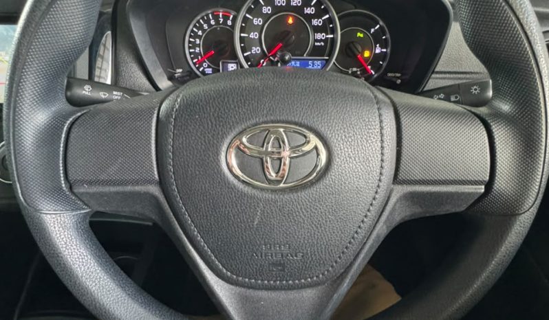 
								Toyota Axio full									