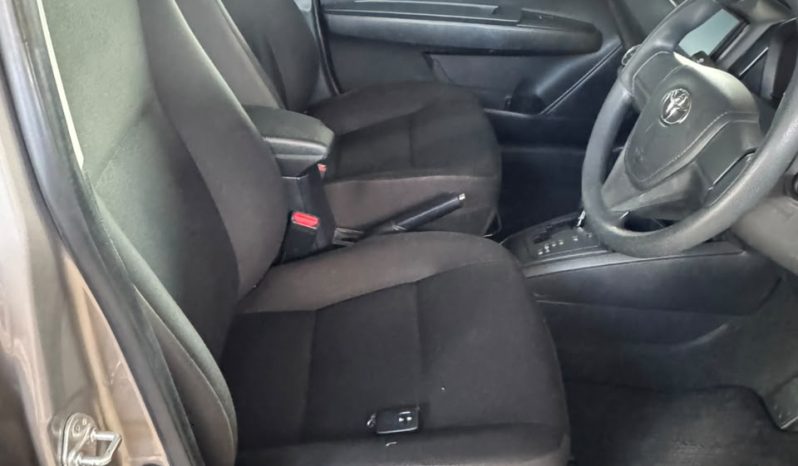 
								Toyota Axio full									