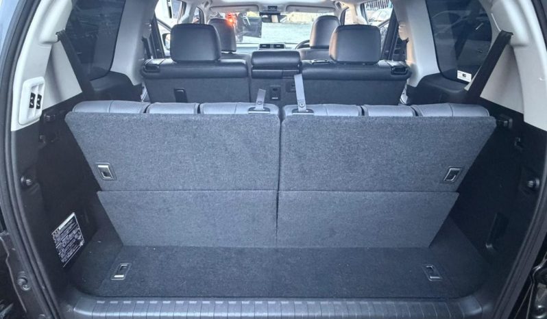 
								TOYOTA LANDCRUISER PRADO TX-L full									