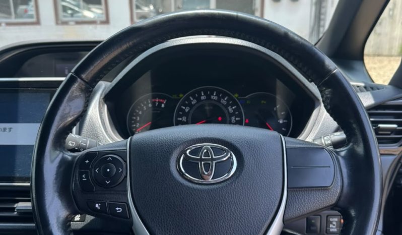 
								TOYOTA NOAH full									