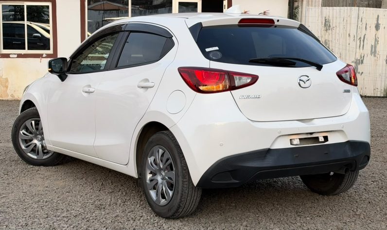 
								MAZDA DEMIO full									