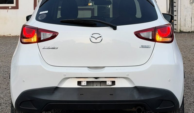 
								MAZDA DEMIO full									