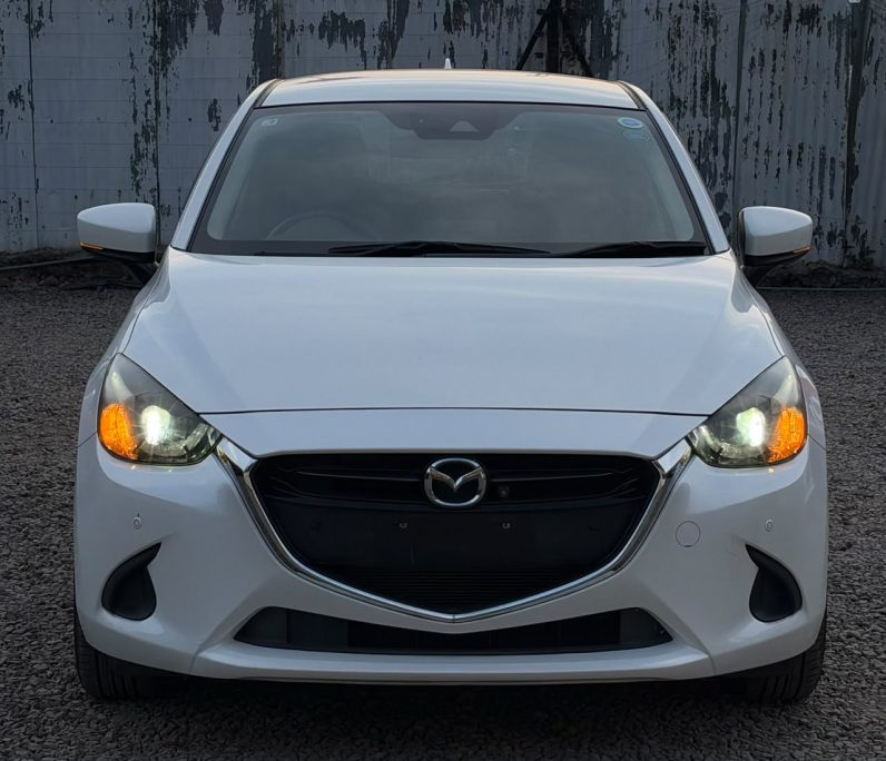 
								MAZDA DEMIO full									