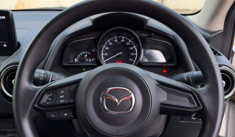 
								MAZDA DEMIO full									