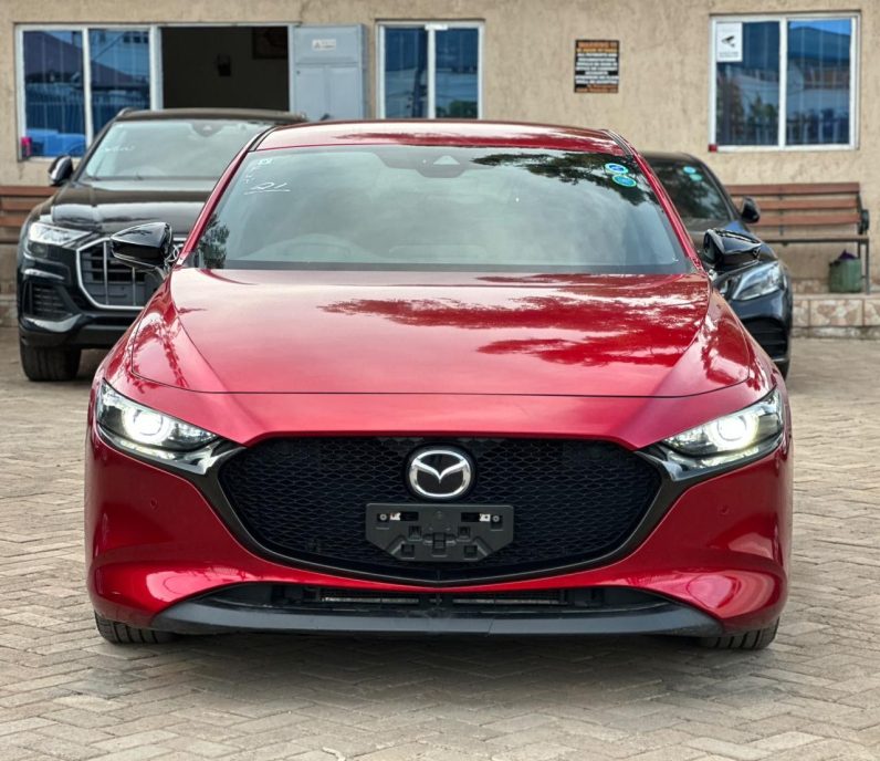 
								MAZDA 3 full									