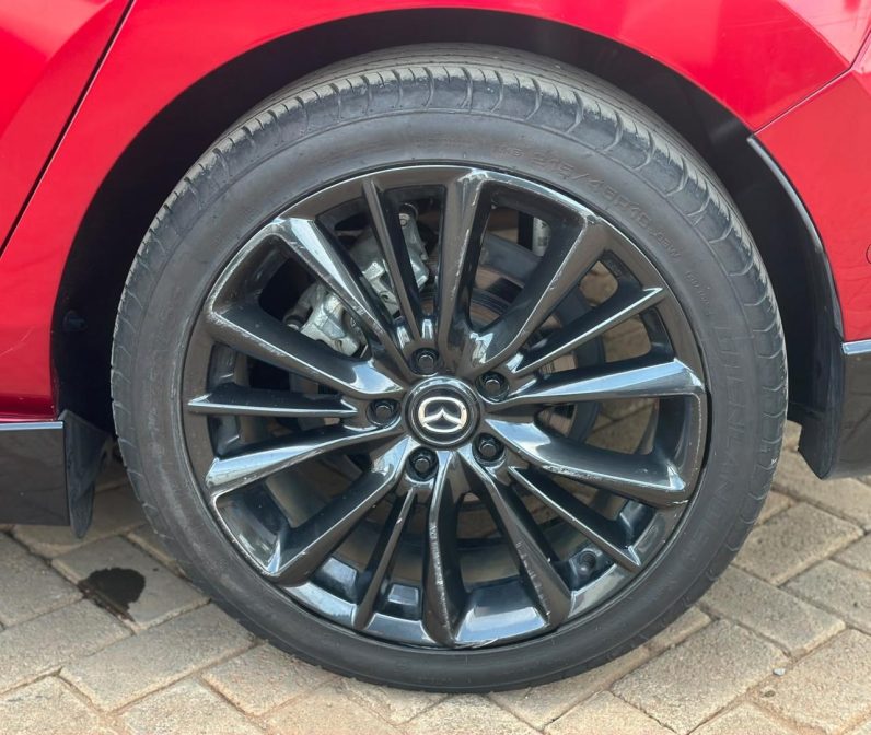 
								MAZDA 3 full									