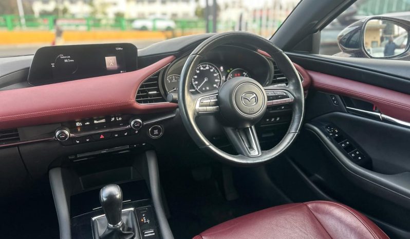 
								MAZDA 3 full									