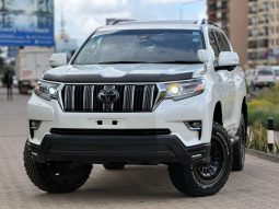 TOYOTA LAND CRUISER PRADO TXL