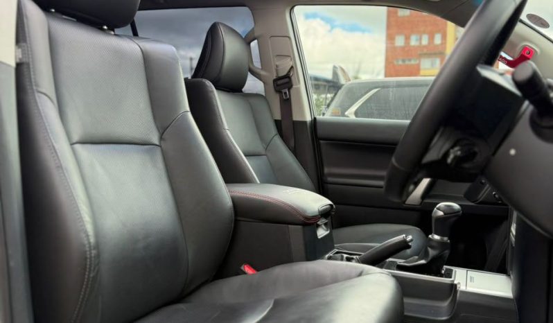 
								TOYOTA LAND CRUISER PRADO TXL full									