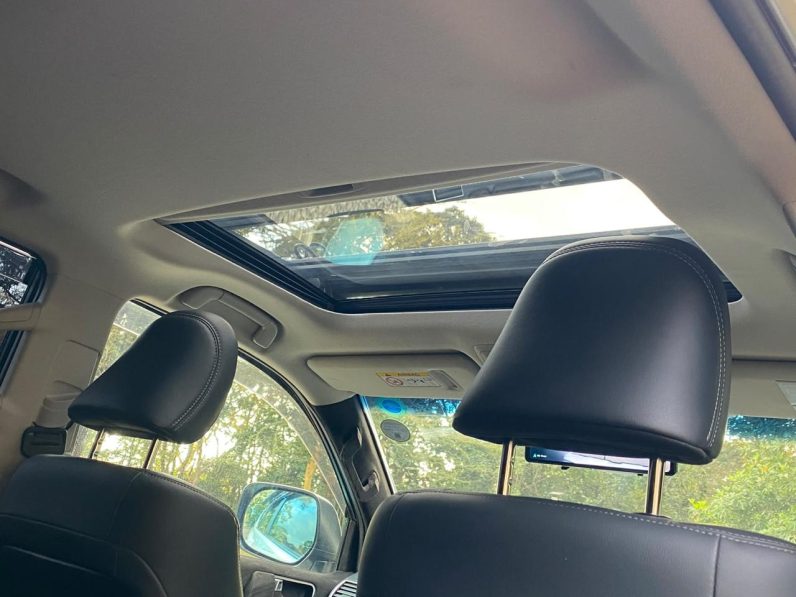 
								TOYOTA LAND CRUISER PRADO TXL full									