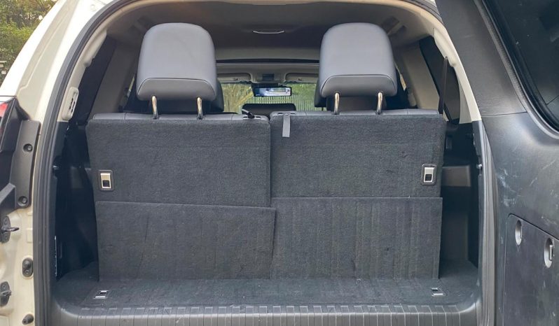 
								TOYOTA LAND CRUISER PRADO TXL full									