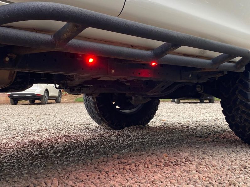 
								TOYOTA LAND CRUISER PRADO TXL full									