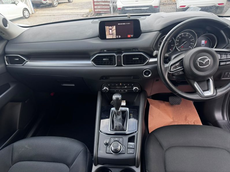 
								Mazda CX-5 full									