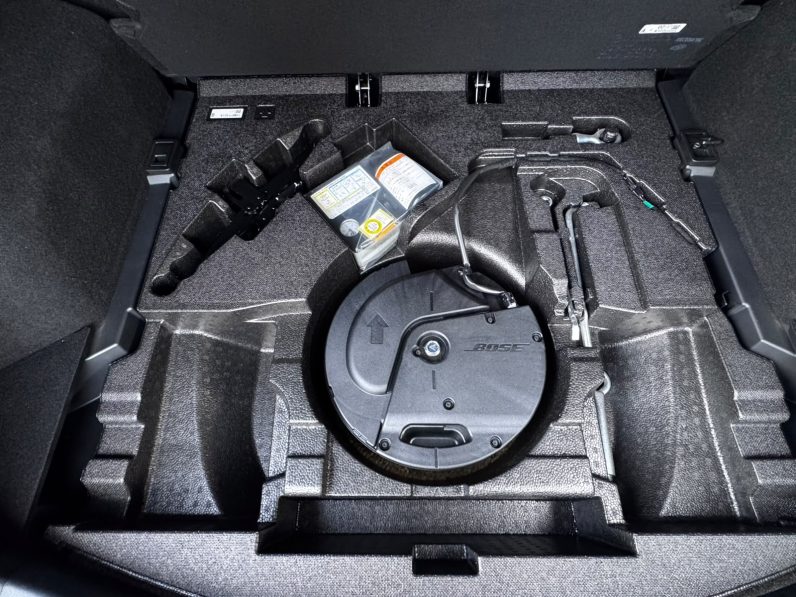 
								Mazda CX-5 full									