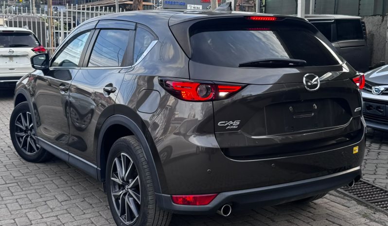 
								Mazda CX-5 full									