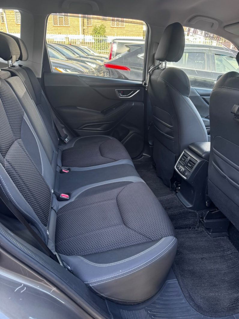 
								Subaru Forester  E Boxer full									