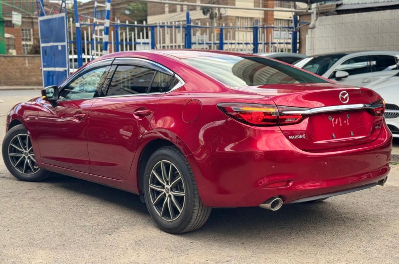 
								MAZDA 6 full									