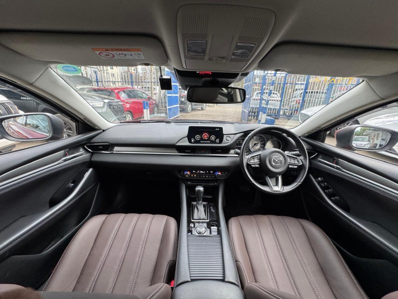 
								MAZDA 6 full									