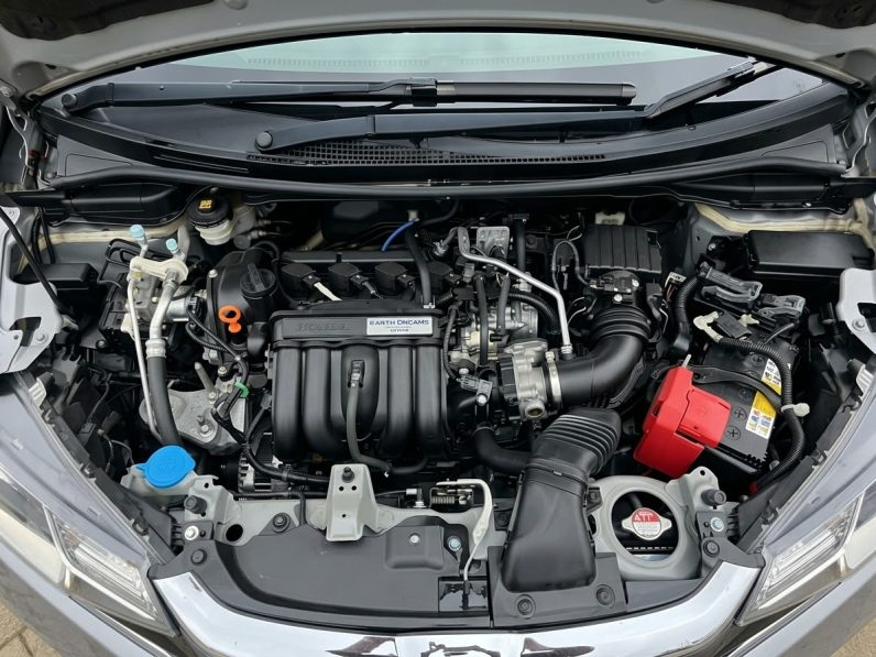 
								Honda Fit full									