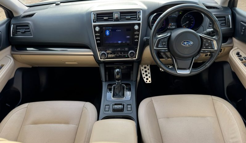 
								SUBARU OUTBACK full									