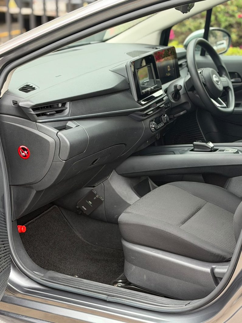 
								Nissan Note full									