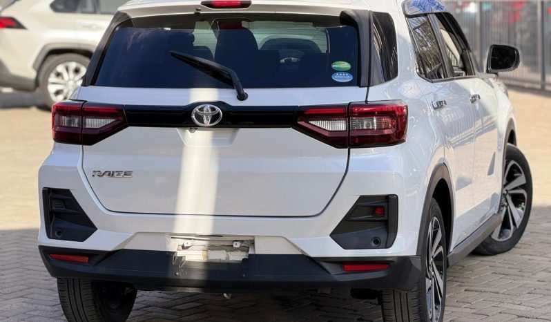 
								Toyota Raiz full									