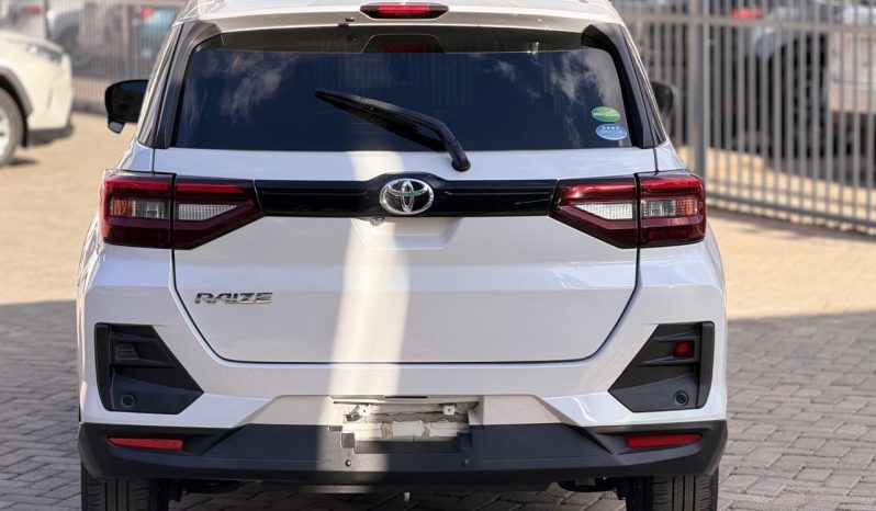 
								Toyota Raiz full									