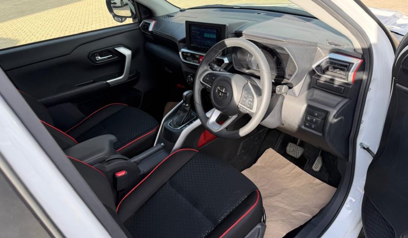 
								Toyota Raiz full									