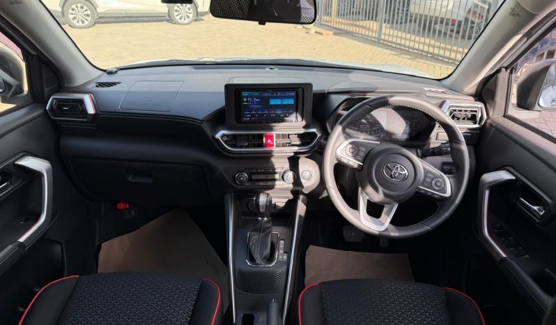 
								Toyota Raiz full									