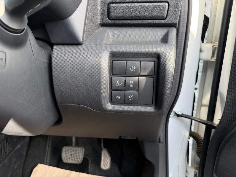 
								Toyota Raiz full									