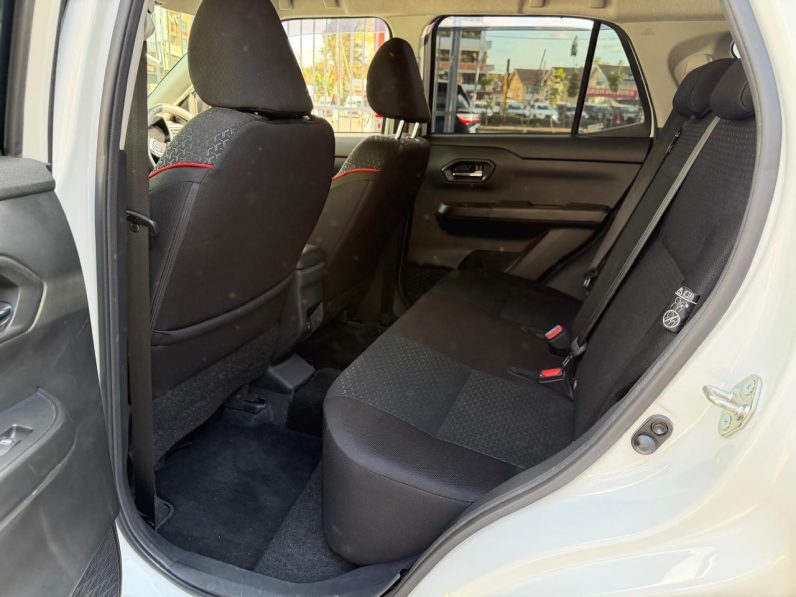 
								Toyota Raiz full									