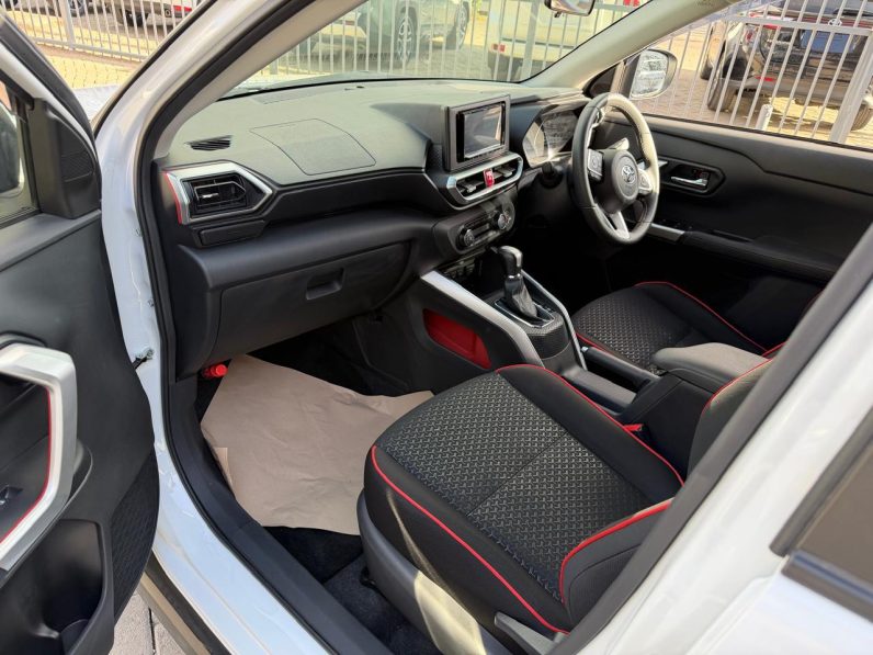 
								Toyota Raiz full									