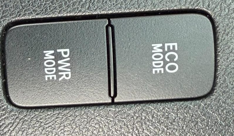 
								Toyota Hilux full									