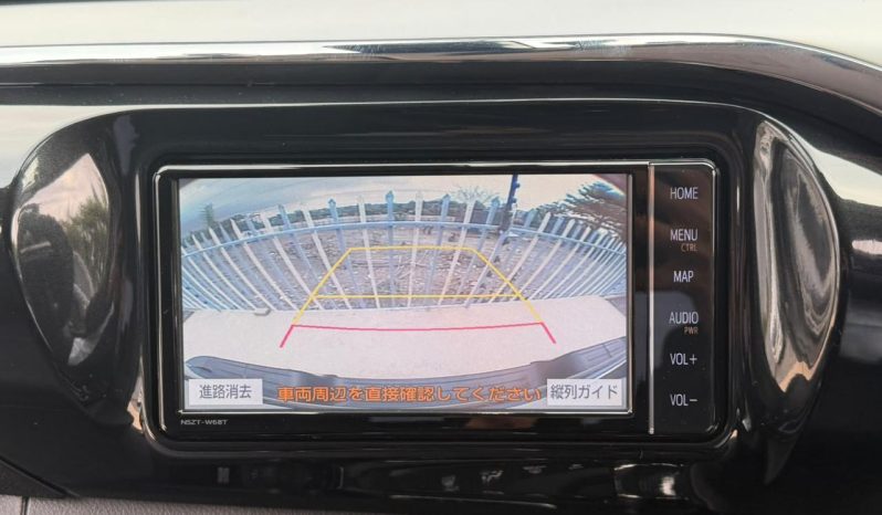 
								Toyota Hilux full									