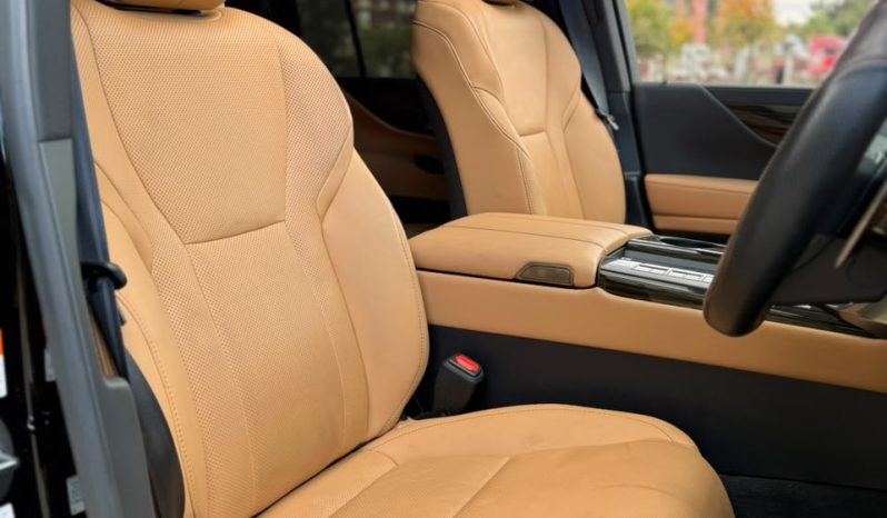 
								Lexus LX600 full									