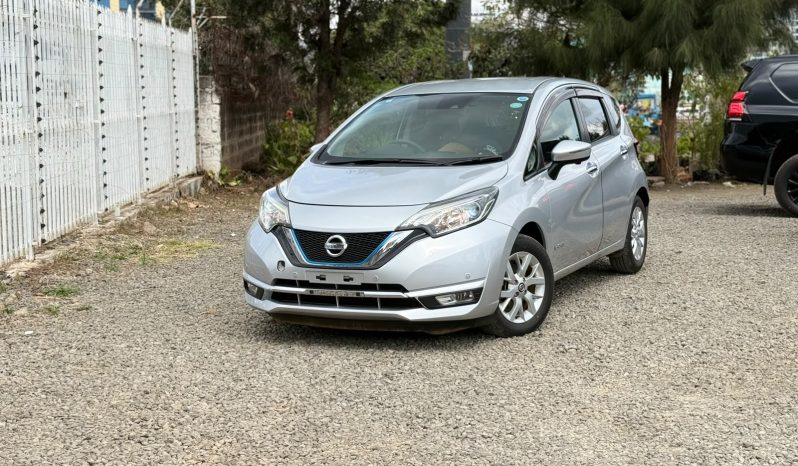 
								Nissan Note full									