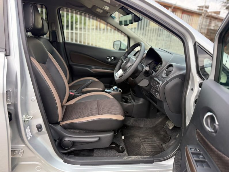 
								Nissan Note full									