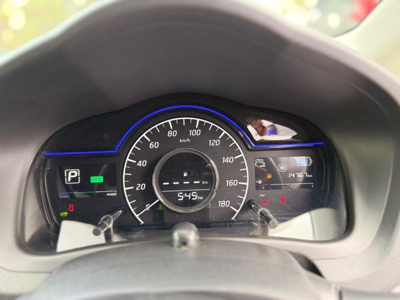
								Nissan Note full									
